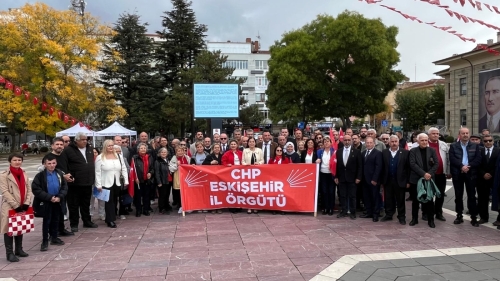 CHP Eskişehir İl Başkanlığından 29 Ekim Cumhuriyet Bayramı töreni